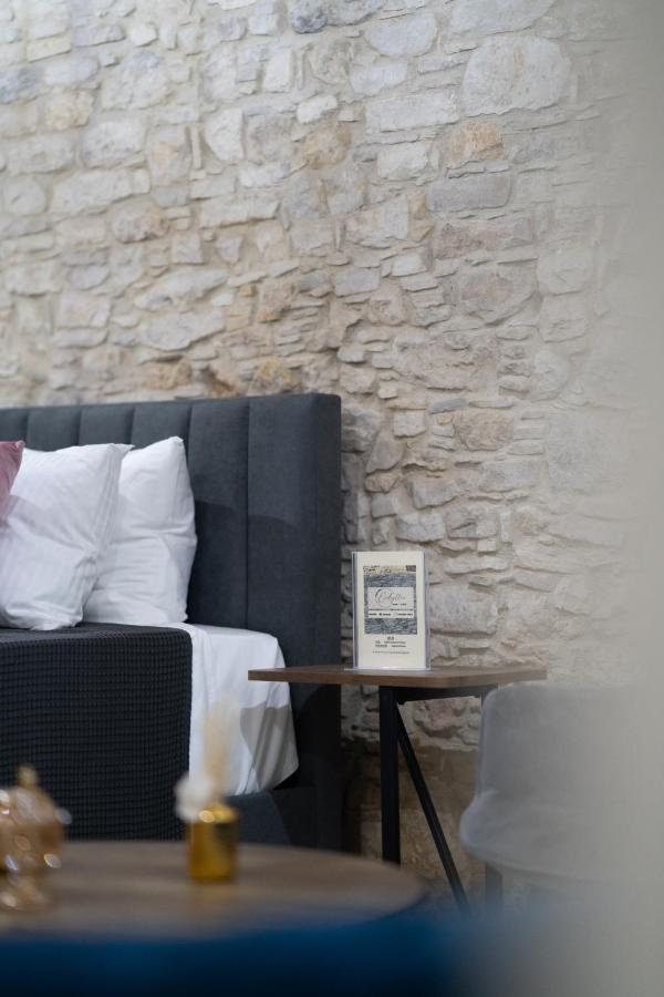 Eidyllio Luxury Suites Омодос Екстериор снимка